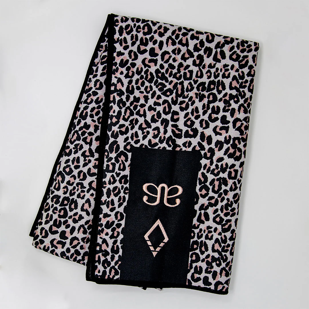 Albion X Nomadix Towel - Image 6