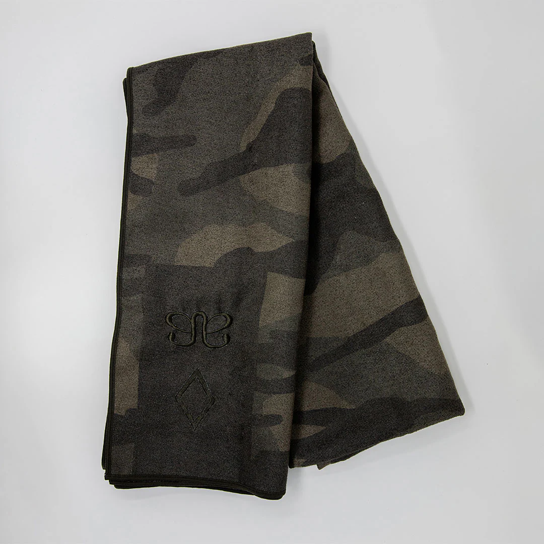 Albion X Nomadix Towel - Image 9