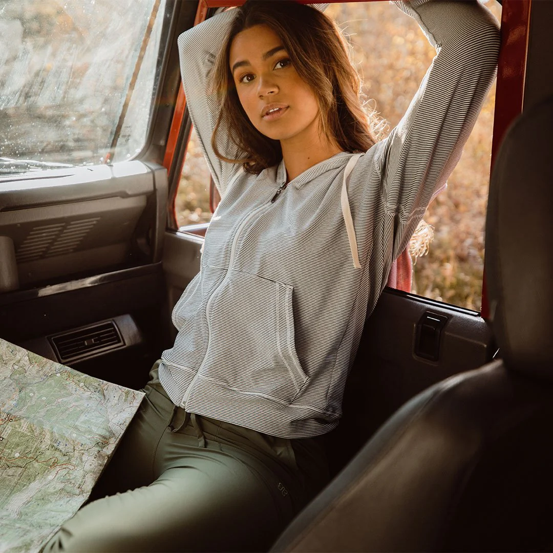 Albion Zip-Up - Image 10