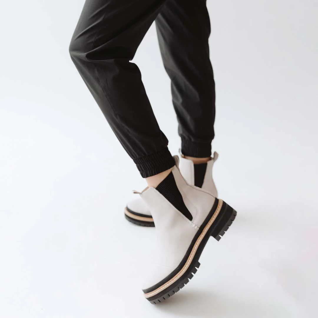 Destination Joggers, Black - Image 5