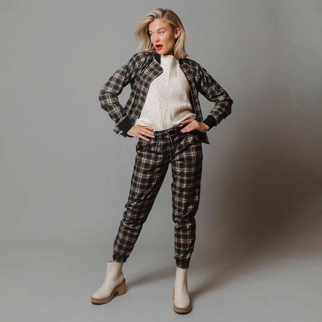 Bonnie Plaid Jetsetters - Image 5