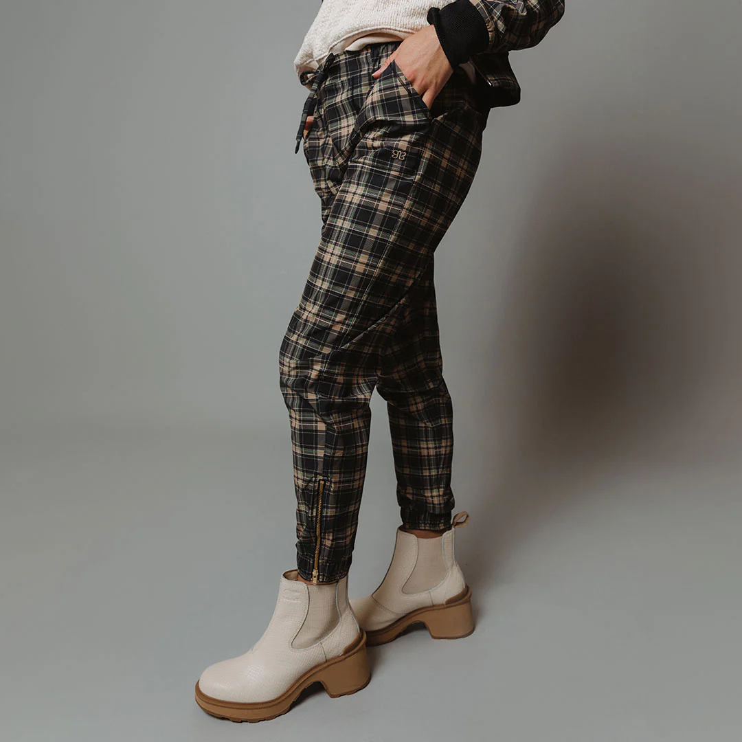 Bonnie Plaid Jetsetters - Image 6