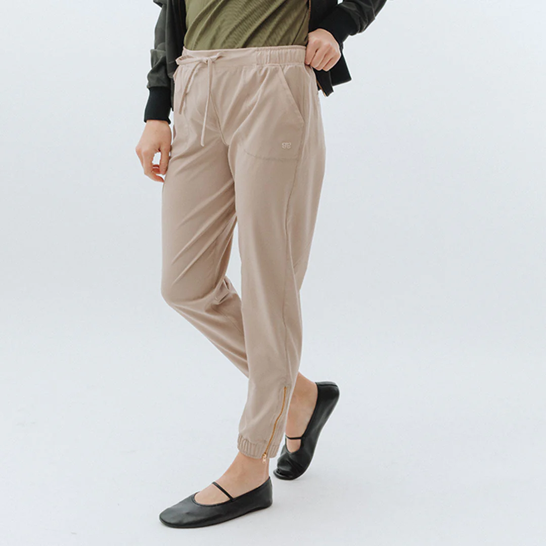 Cobblestone Jetsetters - Image 7