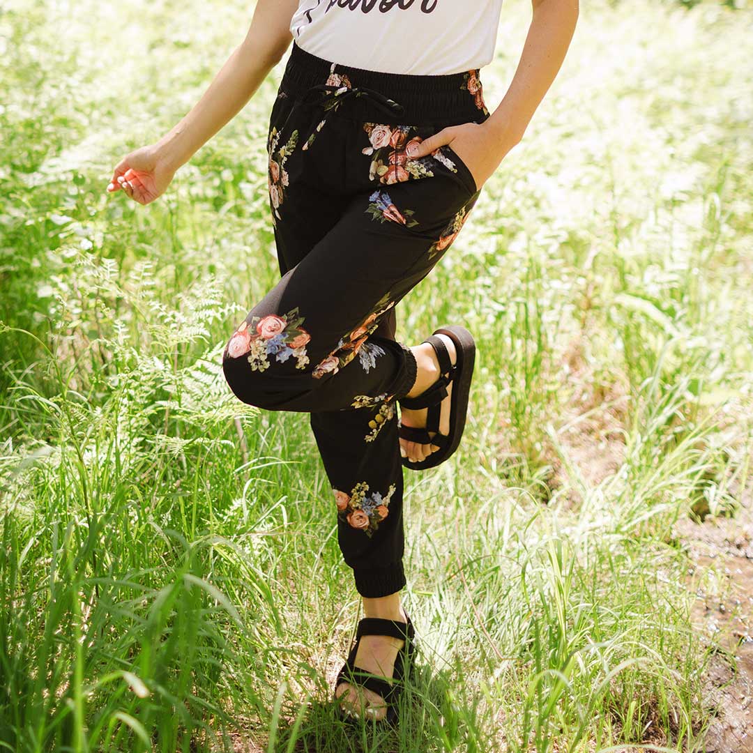 Destination Joggers, Rose Black - Image 2