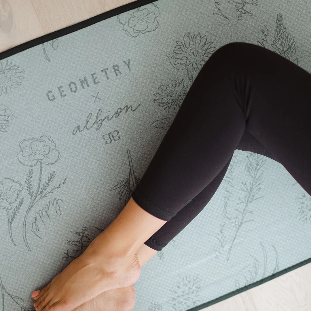 Geometry Towel - Image 11