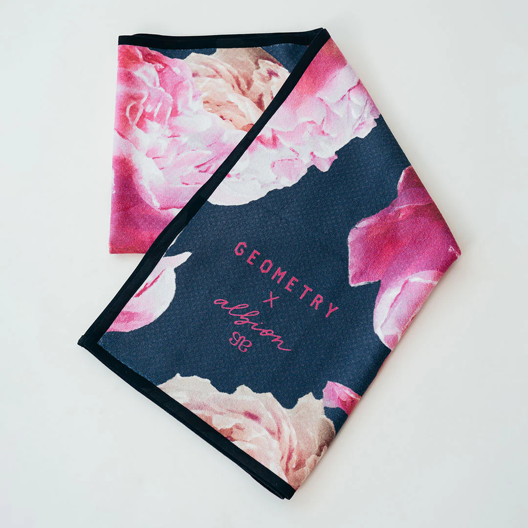 Geometry Towel - Image 6