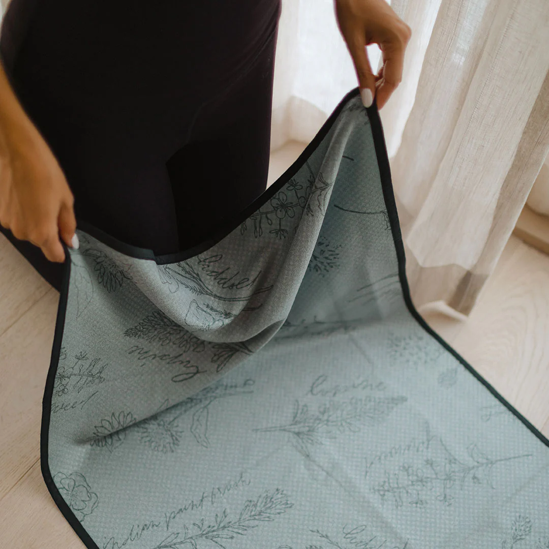Geometry Towel - Image 9