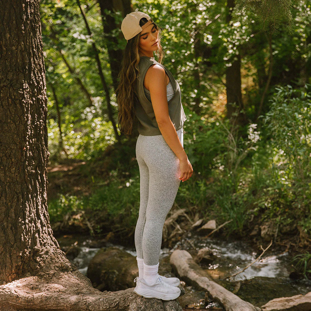 Intention Leggings 7/8, Heather Grey - Image 10