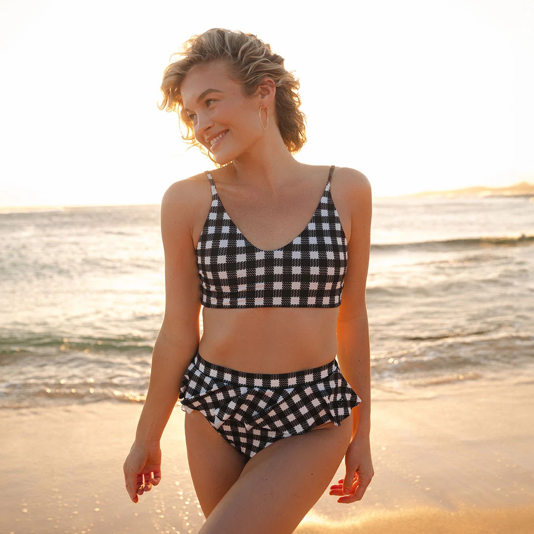 Island Time Black and White Peplum Bikini Bottoms - Image 3