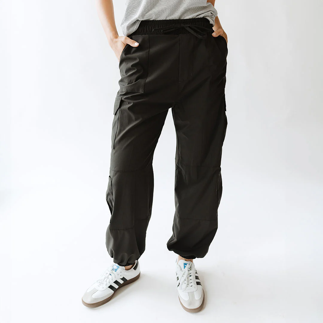 Jetsetter Cargo Joggers, Black - Image 8