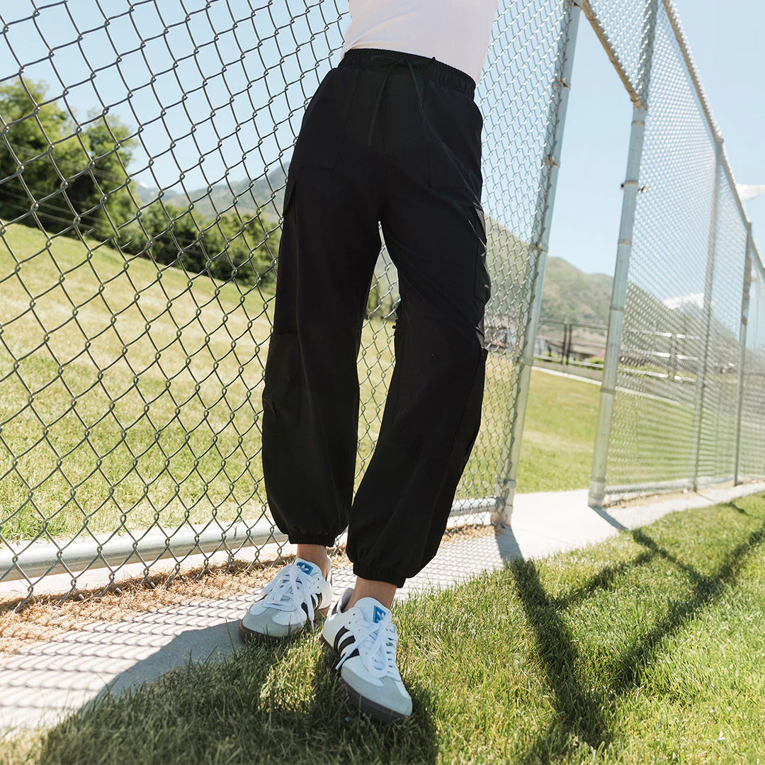 Jetsetter Cargo Joggers, Black - Image 9
