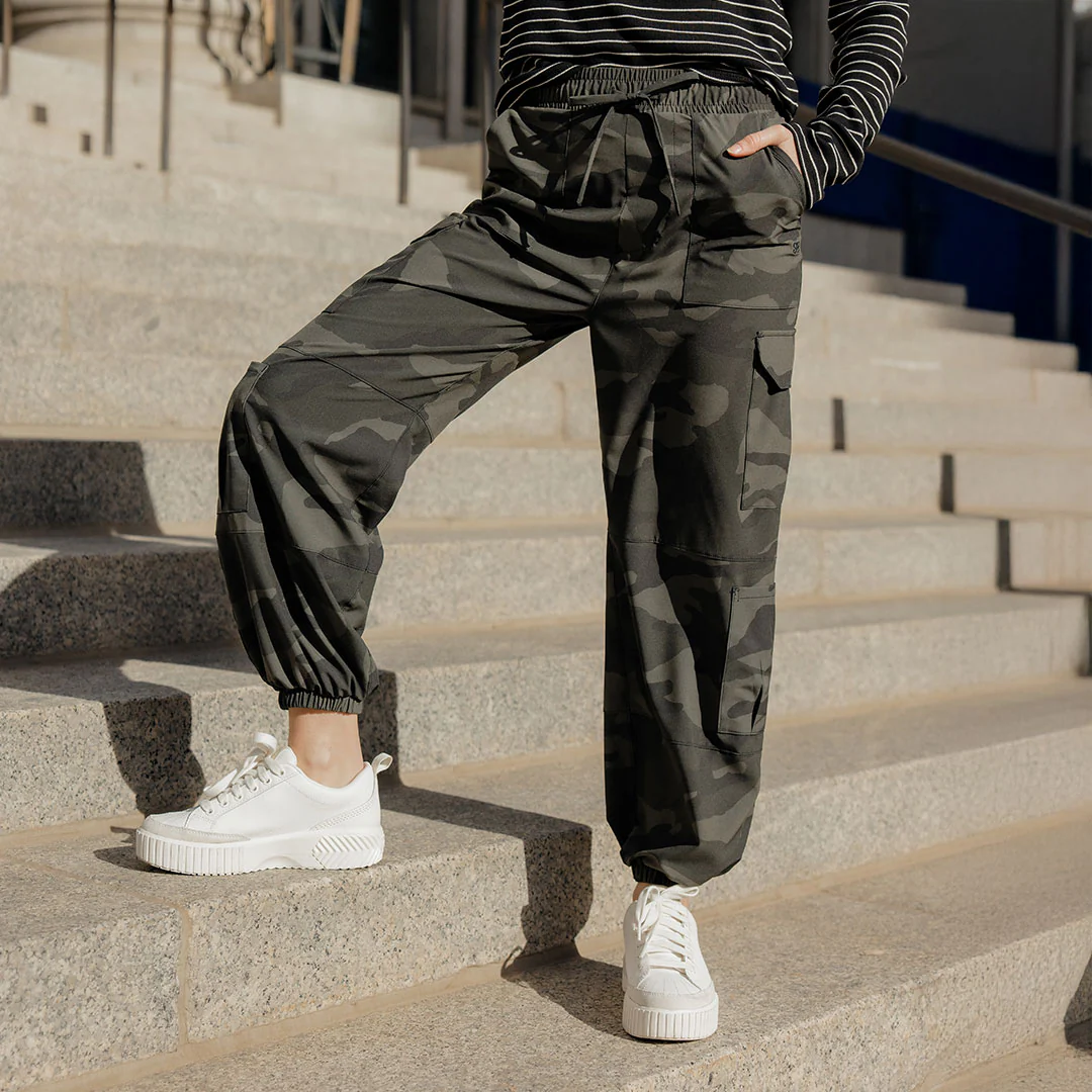 Jetsetter Cargo Joggers, Camo - Image 11