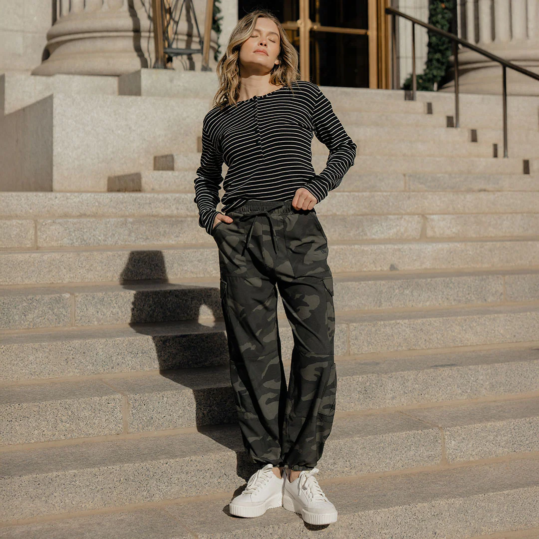 Jetsetter Cargo Joggers, Camo - Image 9
