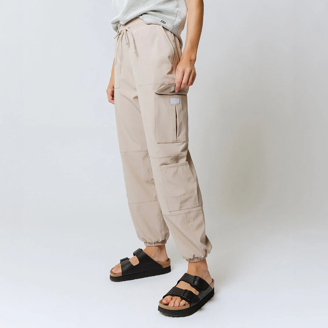 Jetsetter Cargo Joggers, Cobblestone - Image 9