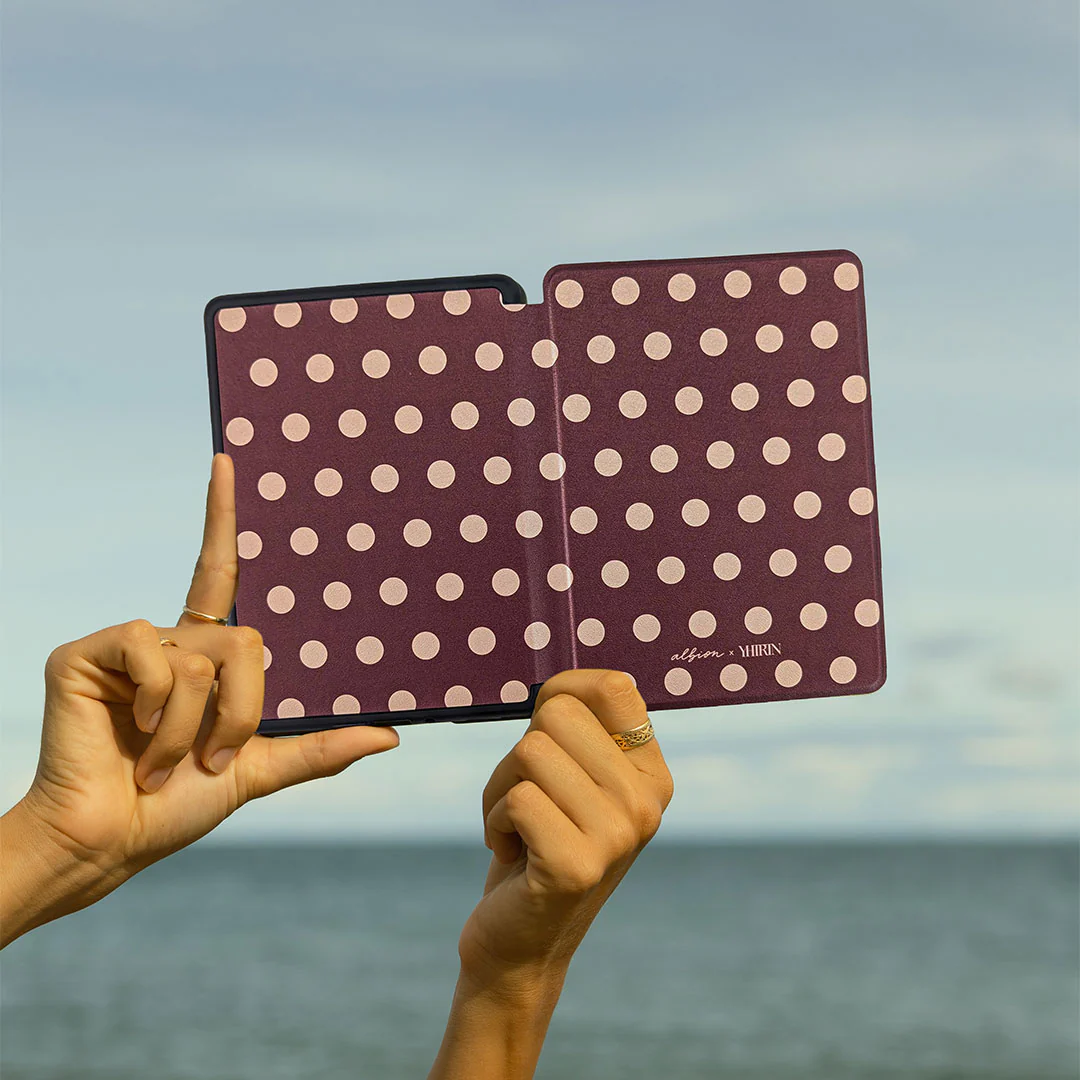 Kindle Cover-Cream Cocoa Dot - Image 2