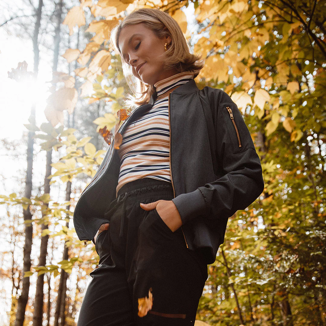 Long Sleeve Turtleneck, Navy and Tan Stripe - Image 7