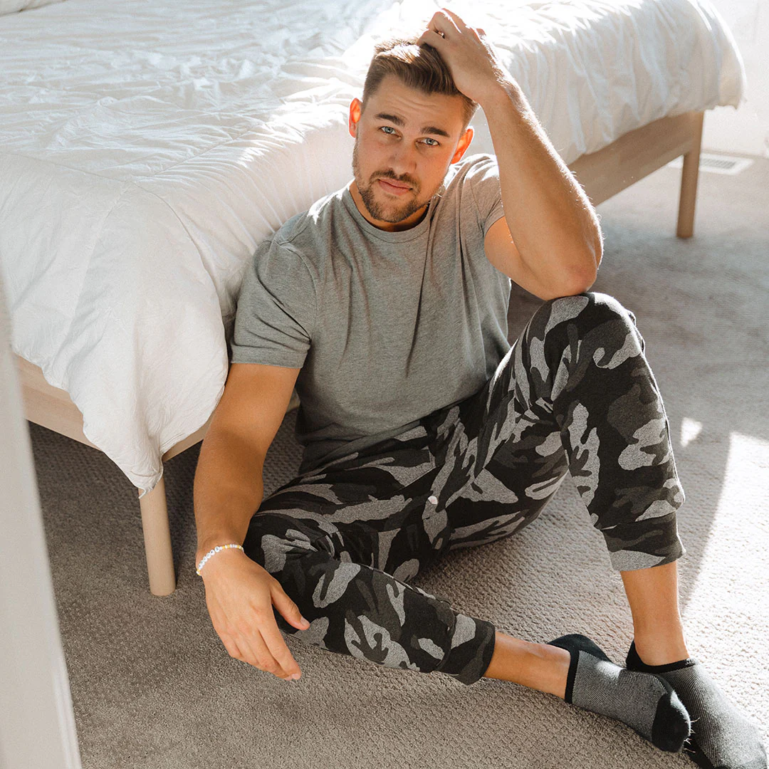 Men's Classic Tee, Heather Grey - Image 4