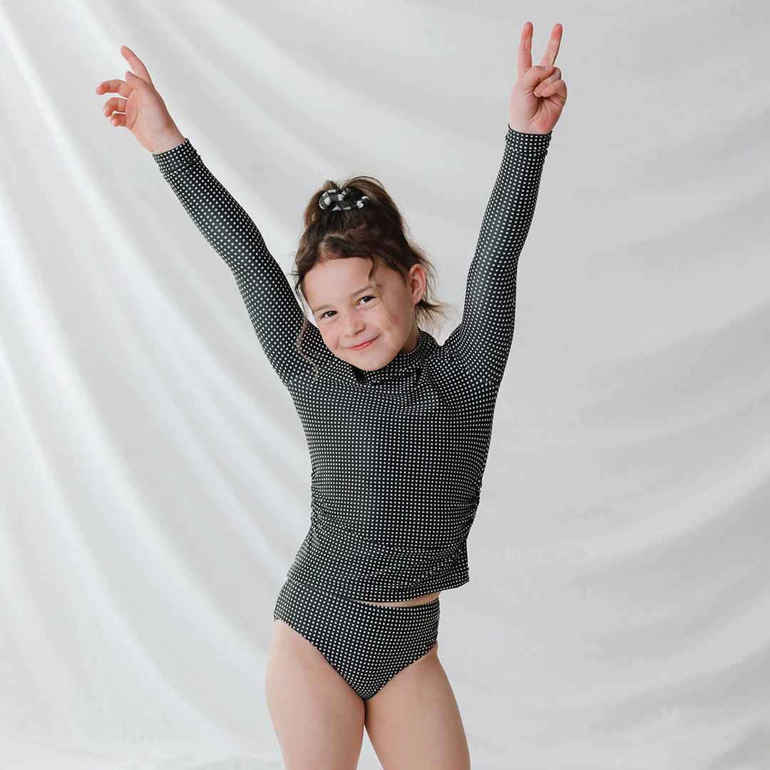 Mini Rash Guard Two-Piece Set, Black Checkers - Image 5
