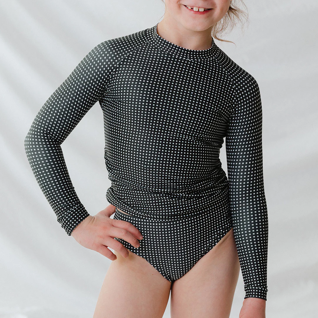 Mini Rash Guard Two-Piece Set, Black Checkers - Image 6