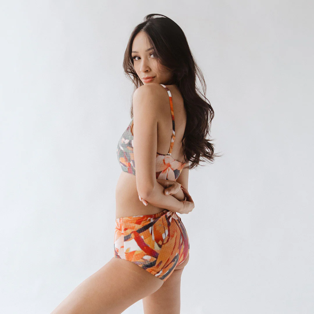 Pixie High-Waisted Bottoms - Image 3