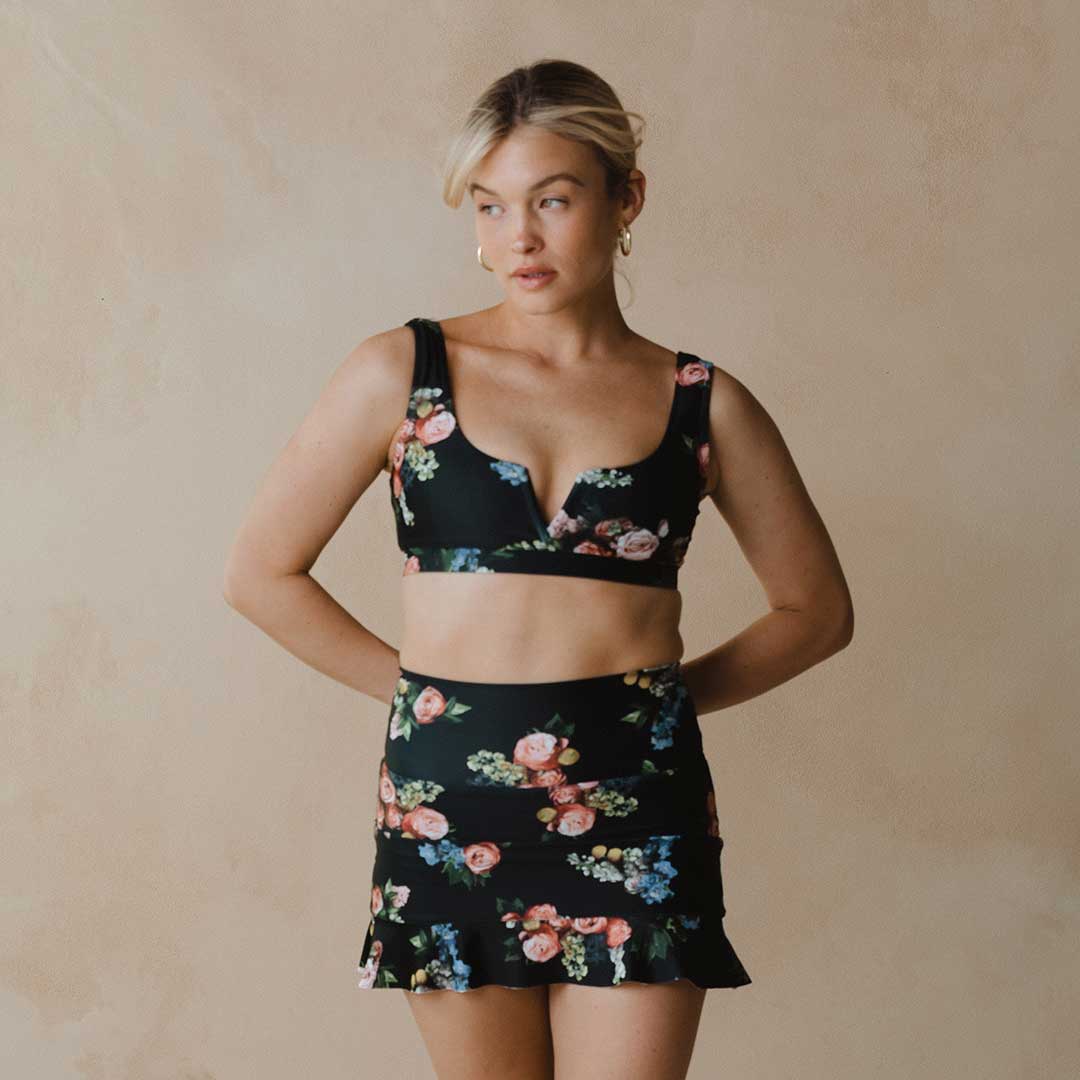 Rose Black High-Waisted Swim Skirt - Image 4