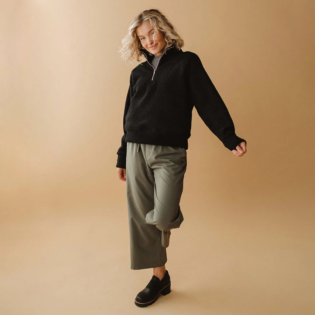 Sherpa 1/4 Zip, Black - Image 7