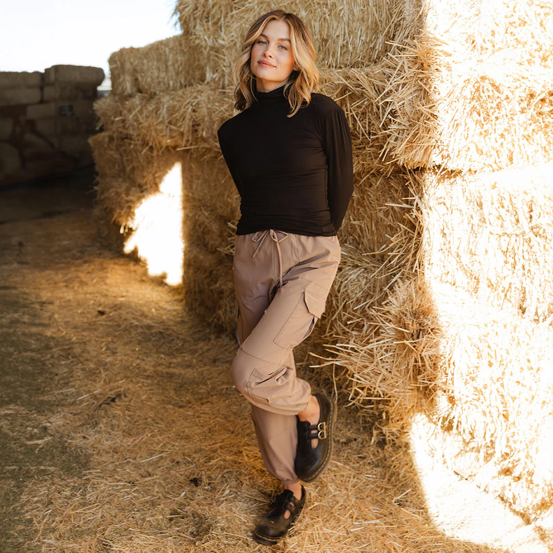 Tessa Long Sleeve, Black - Image 3