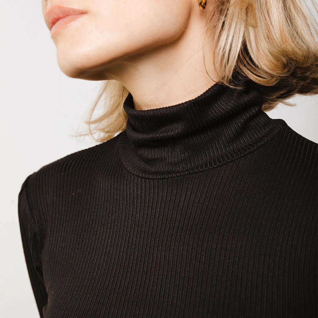 Tessa Long Sleeve, Black - Image 9