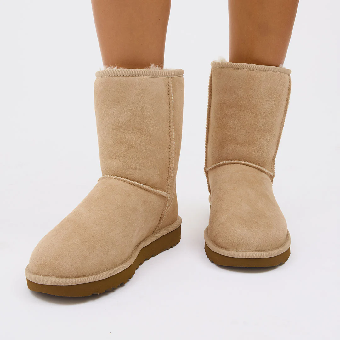UGG Classic Short II, Sand - Image 2