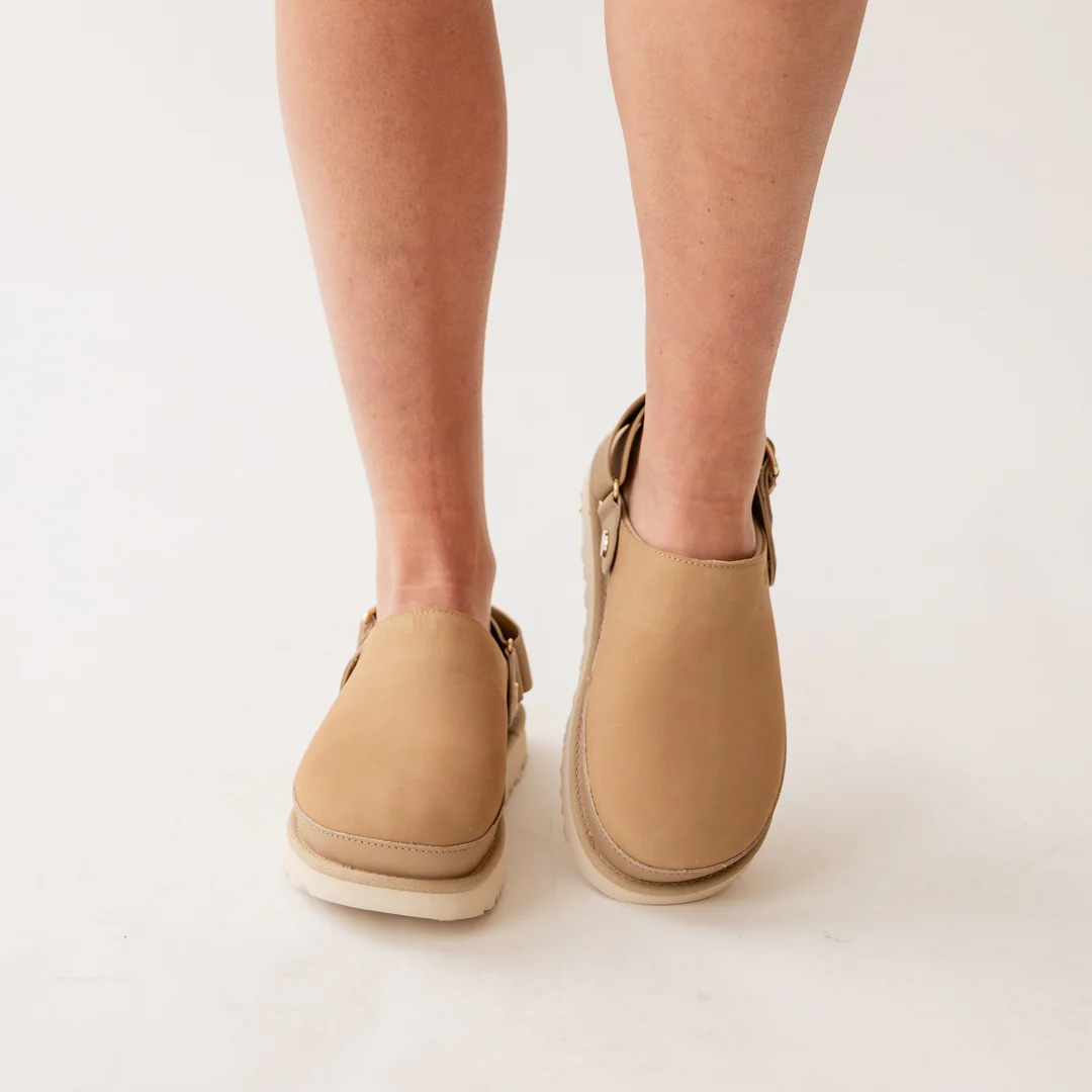 UGG Goldenstar Villa Clog - Image 12